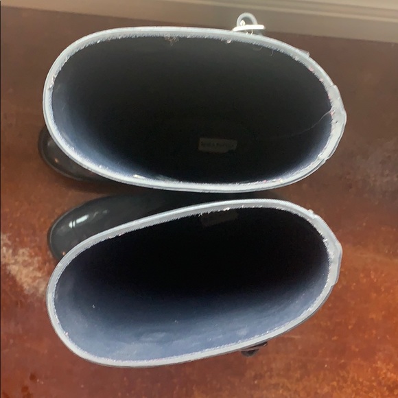 Barley worn hunter rain boots - Picture 8 of 8